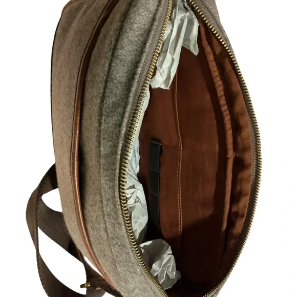 NWT_ Fossil Wool and Leather Messenger Bag - Brown and Brown!